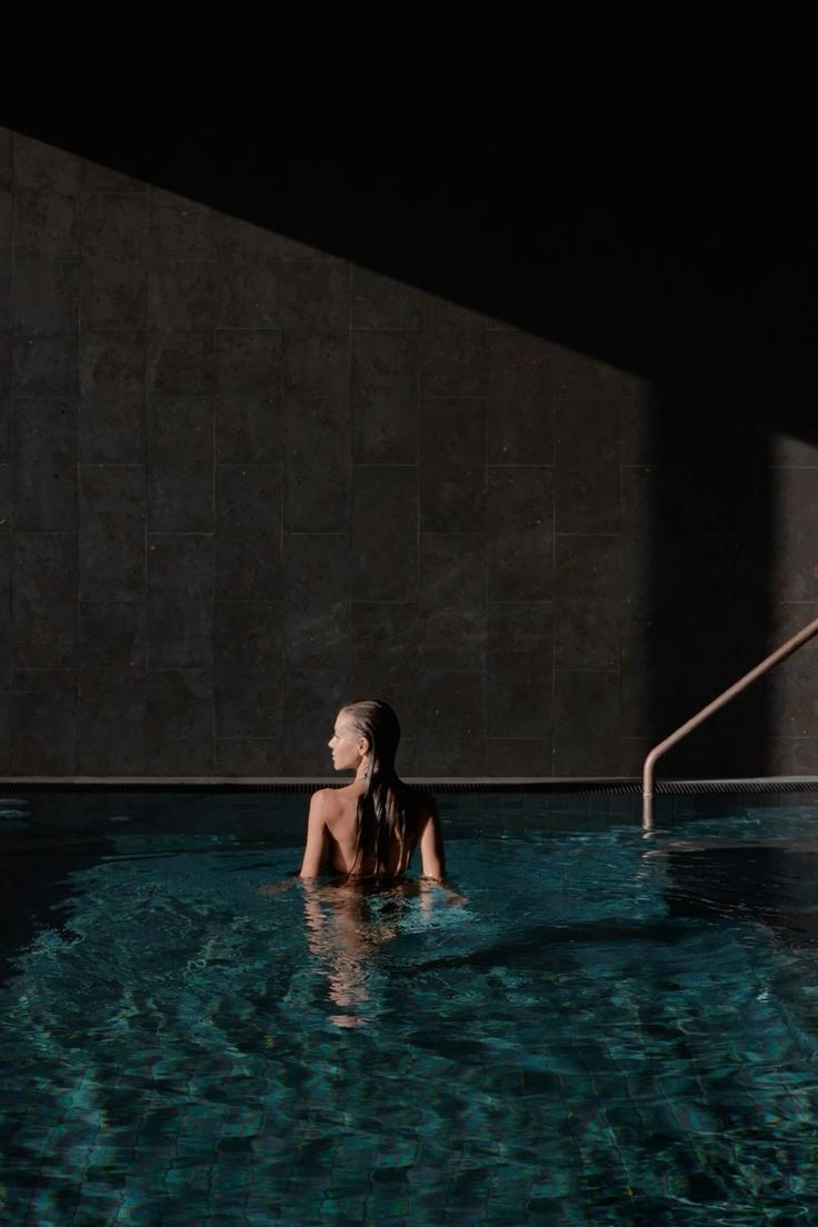 Swimming pool  || 4 hours